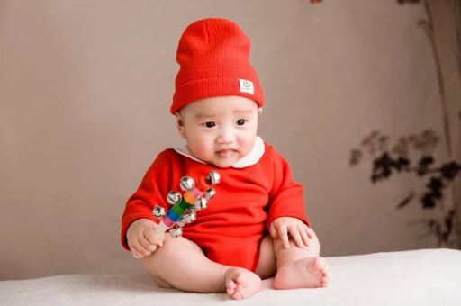 博尔塔拉怀孕肚子饿了就想吐