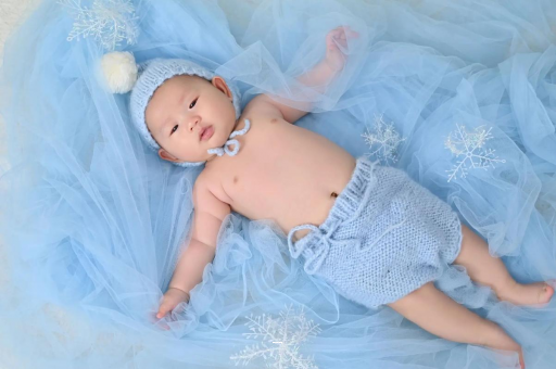 博尔塔拉宝宝多大能喝纯牛奶